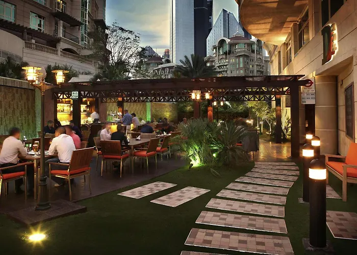 Swissotel Al Murooj DubaiAlbergo